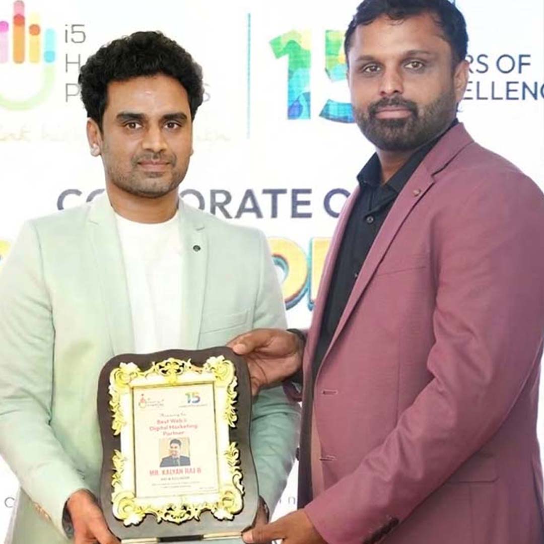 Kalyan Sir receiving the i5 Housing Best Web and Digital Marketing Partner Award 2026